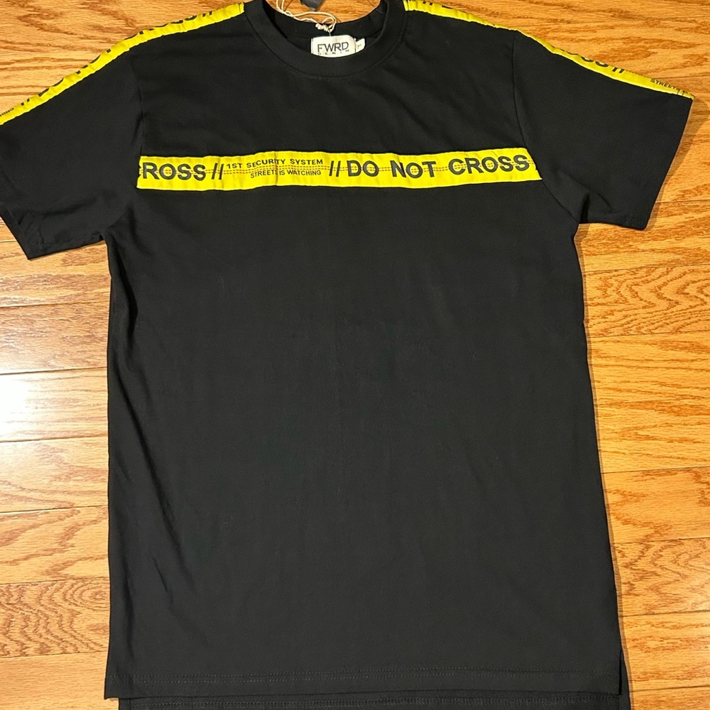 Black and Yellow Graphic T-Shirt